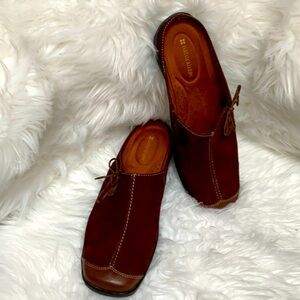 Ladies Naturalizer suede/leather mules. Rich brown colour.